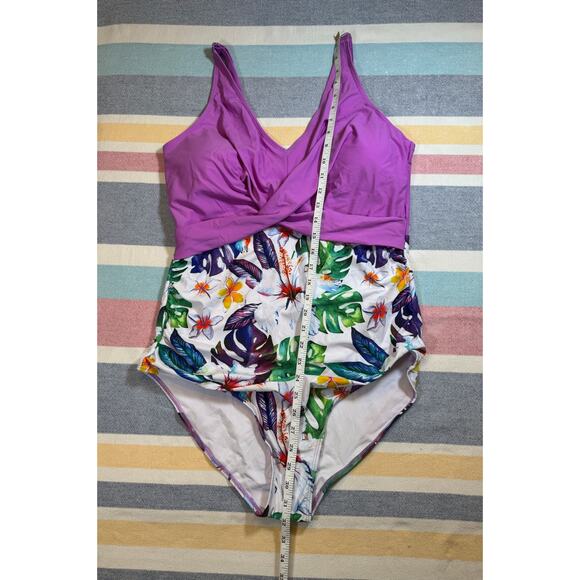 NWOT Floral One Piece Swimsuit - Purple & White - 2XL - Picture 6 of 7